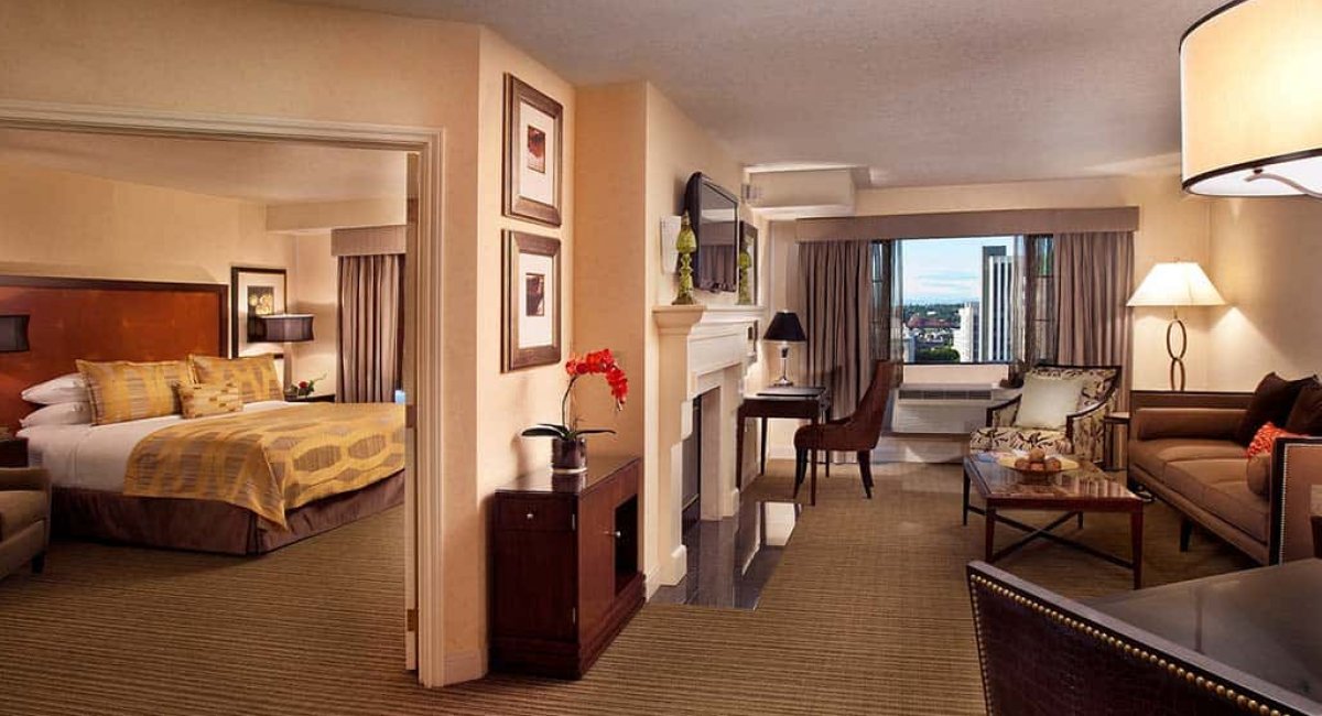 Paramount Hotel New York image